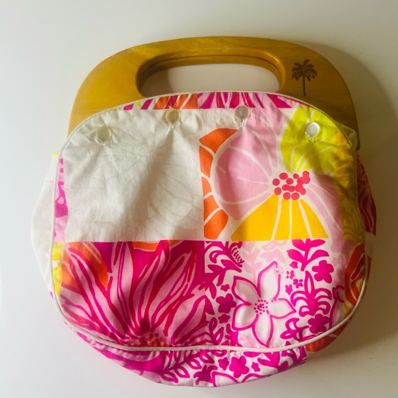 Lilly Pulitzer Handbags - Lilly Pulitzer Floral Tote with Wooden Handle